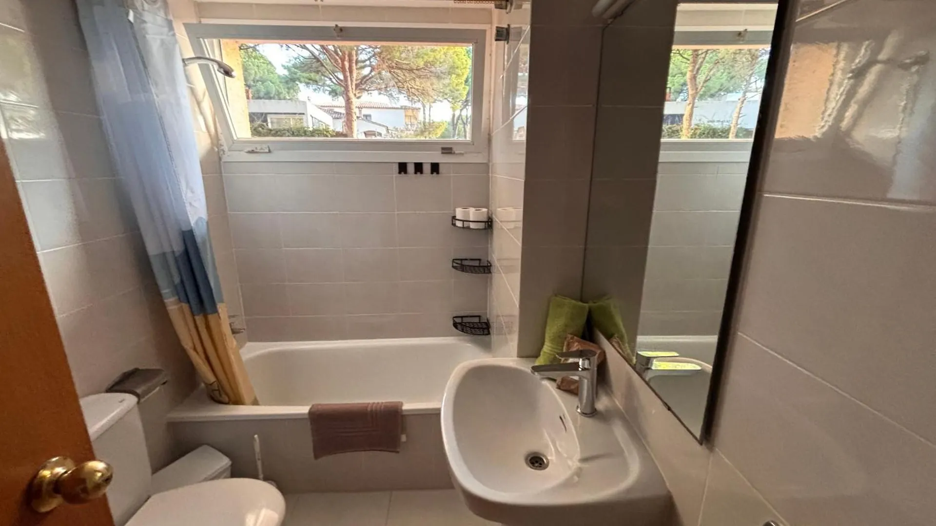 Apartment Studio A 300 M De La Playa De Pals Mp 502